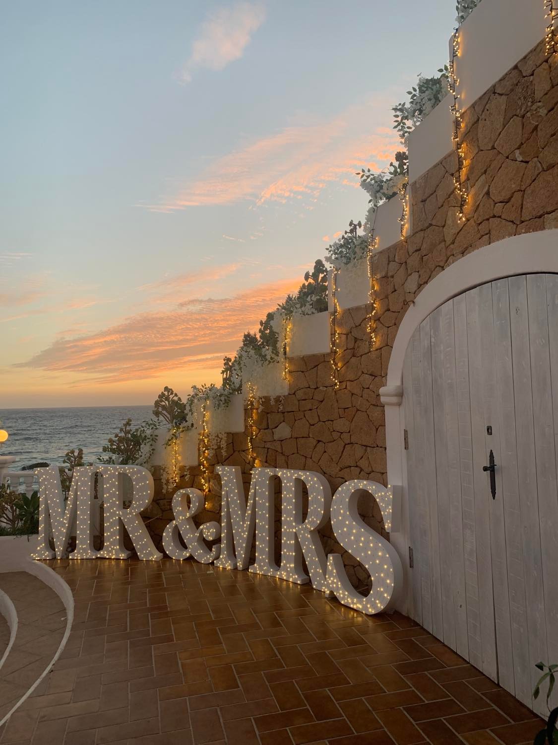 Disfrutar de la vida en Mucho Gusto Ibiza !￼