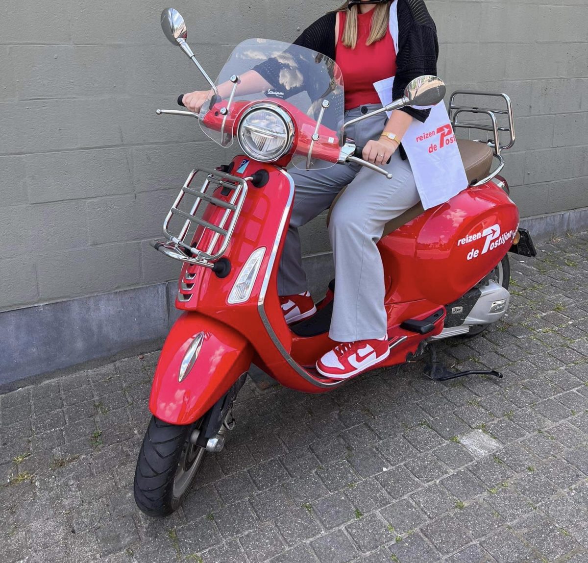 Nous vous souhaitons un bon voyage!