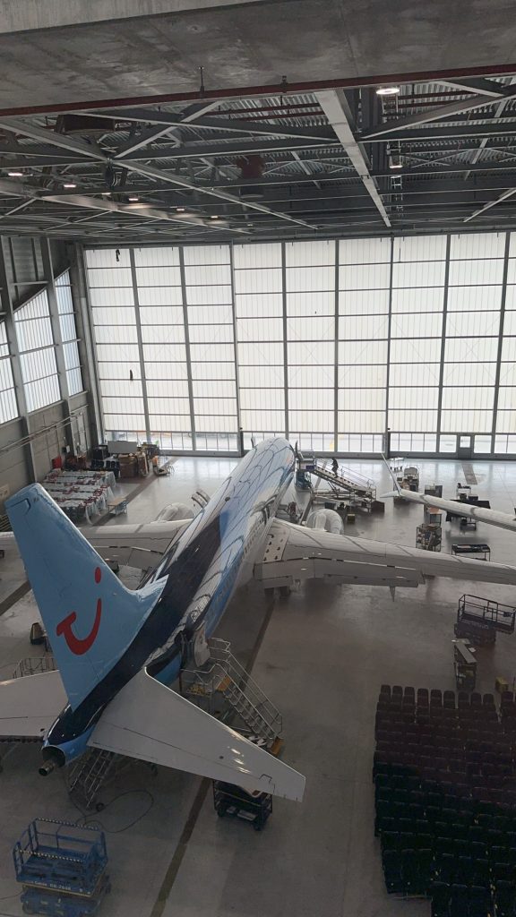 Uitzicht vanuit de zaal in Zaventem